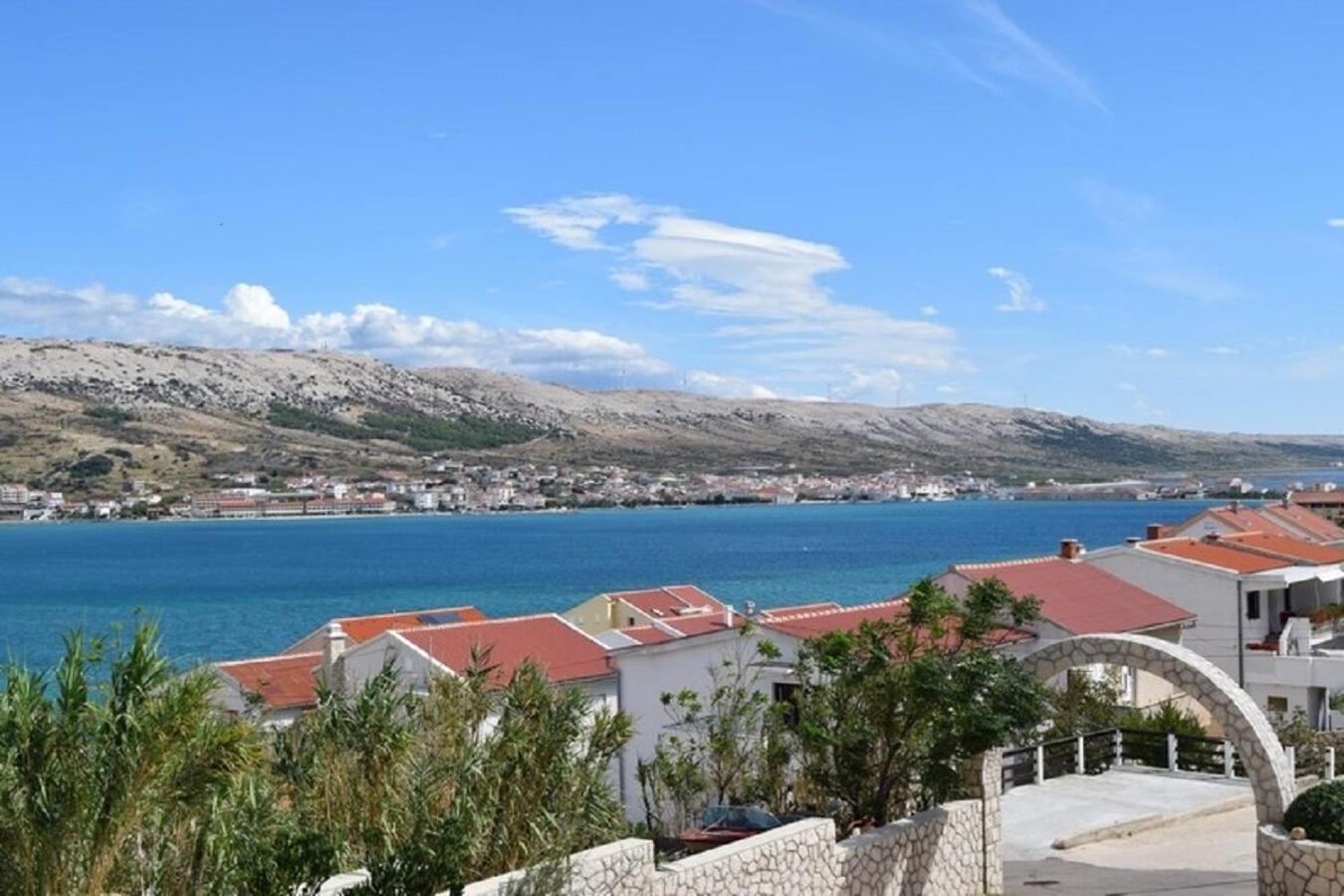 Apartment Dar Pag Town Exterior foto